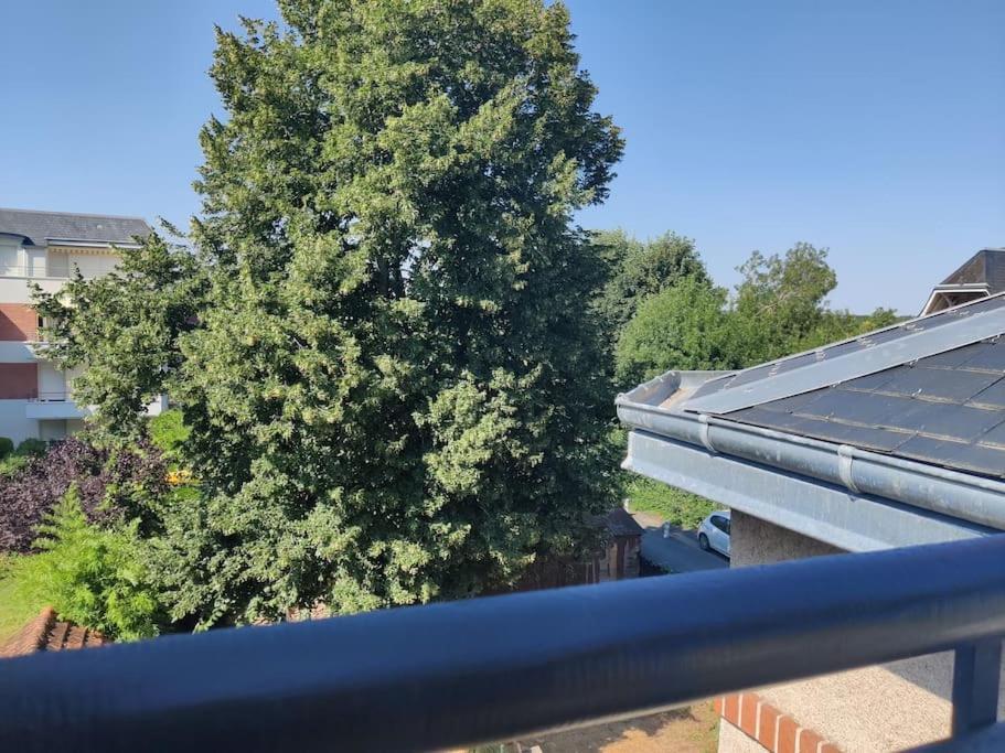 Bel Appart Renove Avec Terrasse Saint Avertin Bagian luar foto